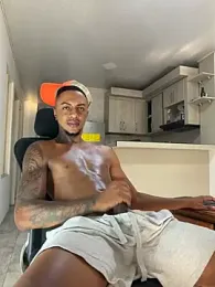 YeremiBrowm webcam stripchat model stream image