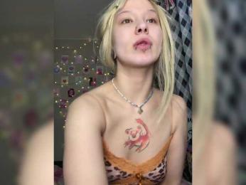 Miley webcam model stream image