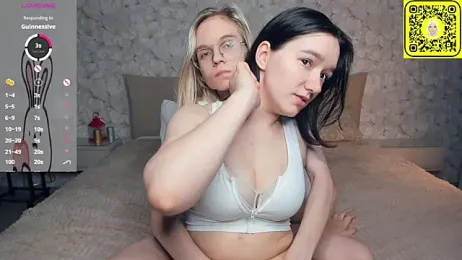 KarinStfleur webcam stripchat model stream image