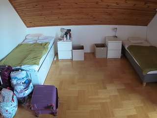voyeurcam-julmodels-greybed-3 webcam model stream image