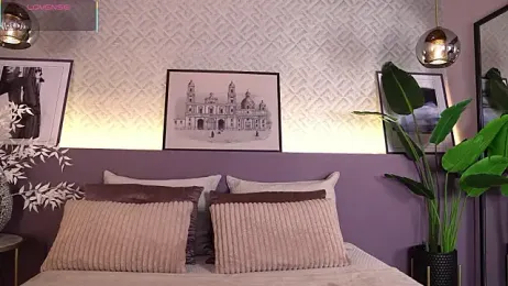 ElleDiane webcam stripchat model stream image