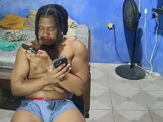 travisxo webcam model stream image
