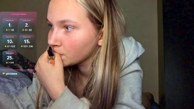 EleaseRaine webcam model stream image