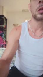 Moorenitoo32 webcam model stream image