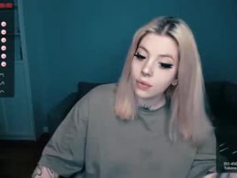 succubus_leslie webcam model stream image