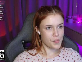 AliceWyliee webcam model stream image