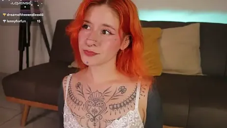 Daarlene webcam model stream image