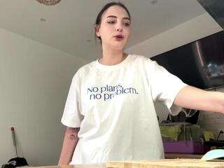 Zenia Temby webcam model stream image
