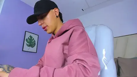 Lobo_17_ webcam model stream image