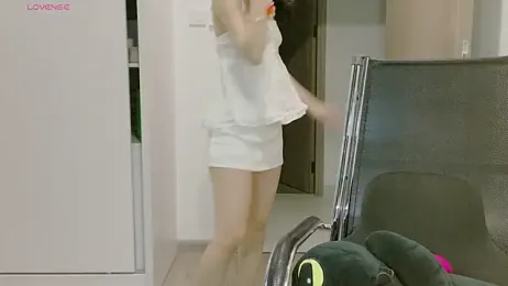 Blu3Moon- webcam model stream image