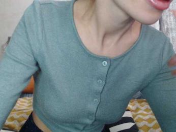 NoraSweet webcam model stream image