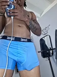 TheRealMrDLlong webcam model stream image