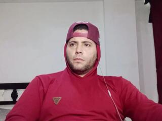 Mac Will webcam model stream image