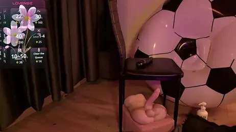 Yuri_Stars webcam model stream image