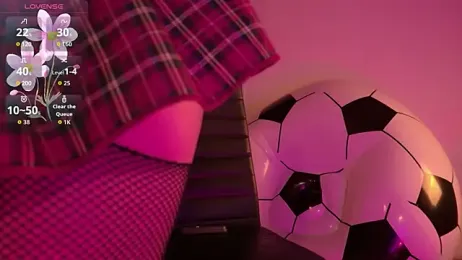 Yuri_Stars webcam model stream image