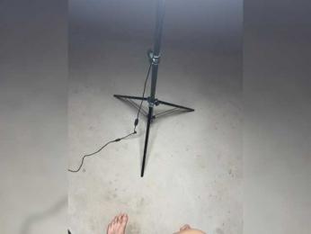 AliceAndAlex webcam model stream image