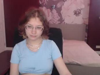 angelinalow webcam model stream image