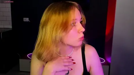 rikkitikkitavik webcam stripchat model stream image