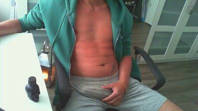 Scofield_HH webcam model stream image