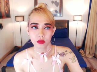 Precious Asia webcam model stream image