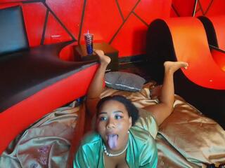 Sharlot Ruiz webcam flirt4free model stream image