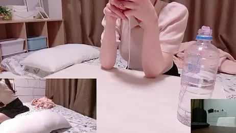 night_secrets_ webcam model stream image