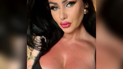 LauraGreen36 webcam skyprivate model stream image