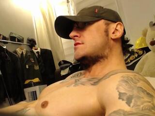 Bret Ballard webcam flirt4free model stream image