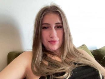 Walkiria19 webcam model stream image