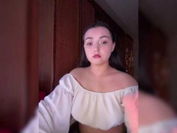 -Bella- webcam bongacams model stream image