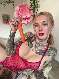 Stella-Kink webcam model stream image