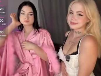 hellopussylover1 webcam model stream image