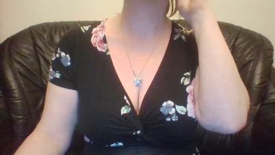 Bigboobtiffy webcam model stream image