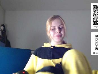 LisaloveX webcam model stream image