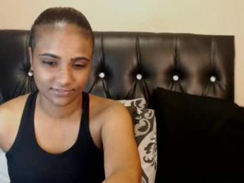 delilah_blazee webcam model stream image