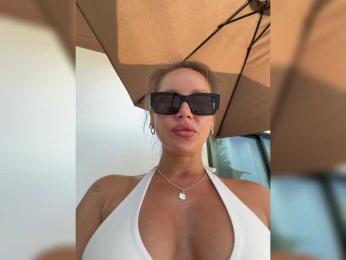 -CandyViki- webcam bongacams model stream image