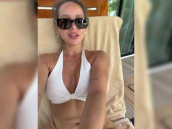 -CandyViki- webcam bongacams model stream image