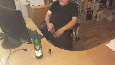 BarefootD webcam model stream image