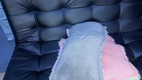 Bigtentation_ webcam model stream image