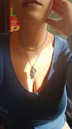 Adelaide986 webcam cam4 model stream image