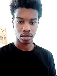 Cuzm8 webcam model stream image