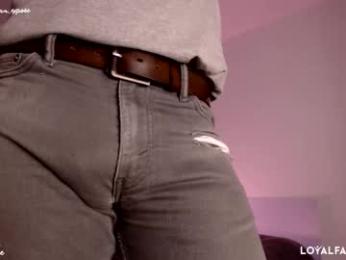 an_expose webcam model stream image