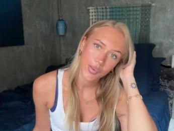 livslifee webcam bongacams model stream image