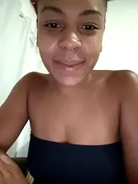 Julia_Pretinha webcam stripchat model stream image