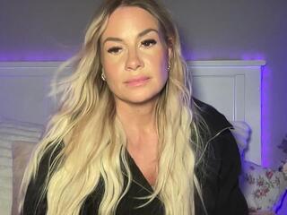 Kay Devon webcam model stream image