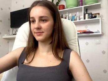 UrShineKatie webcam bongacams model stream image