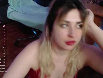 Liliya010 webcam model stream image