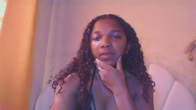 Miss_lunah webcam model stream image