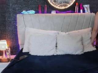 thaylor-sky webcam model stream image