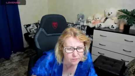 Frau_Marta webcam model stream image